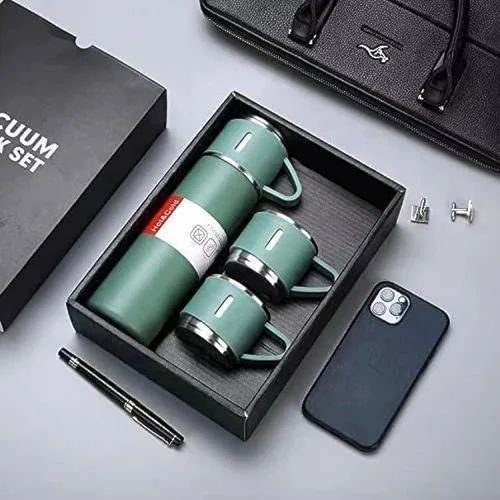 Double wall stainless steel vacuum thermos flask with 2 Free Cups( 500 ml)