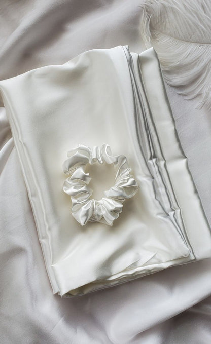 Silk pillow cover with free scrunchie